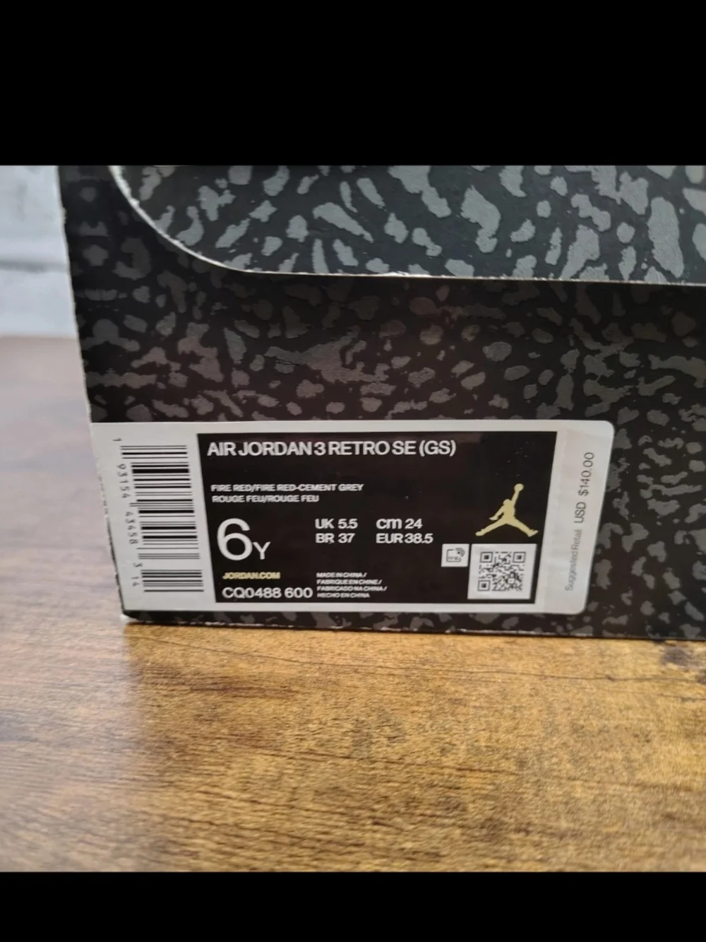 Jordan 3 Retro SE 
